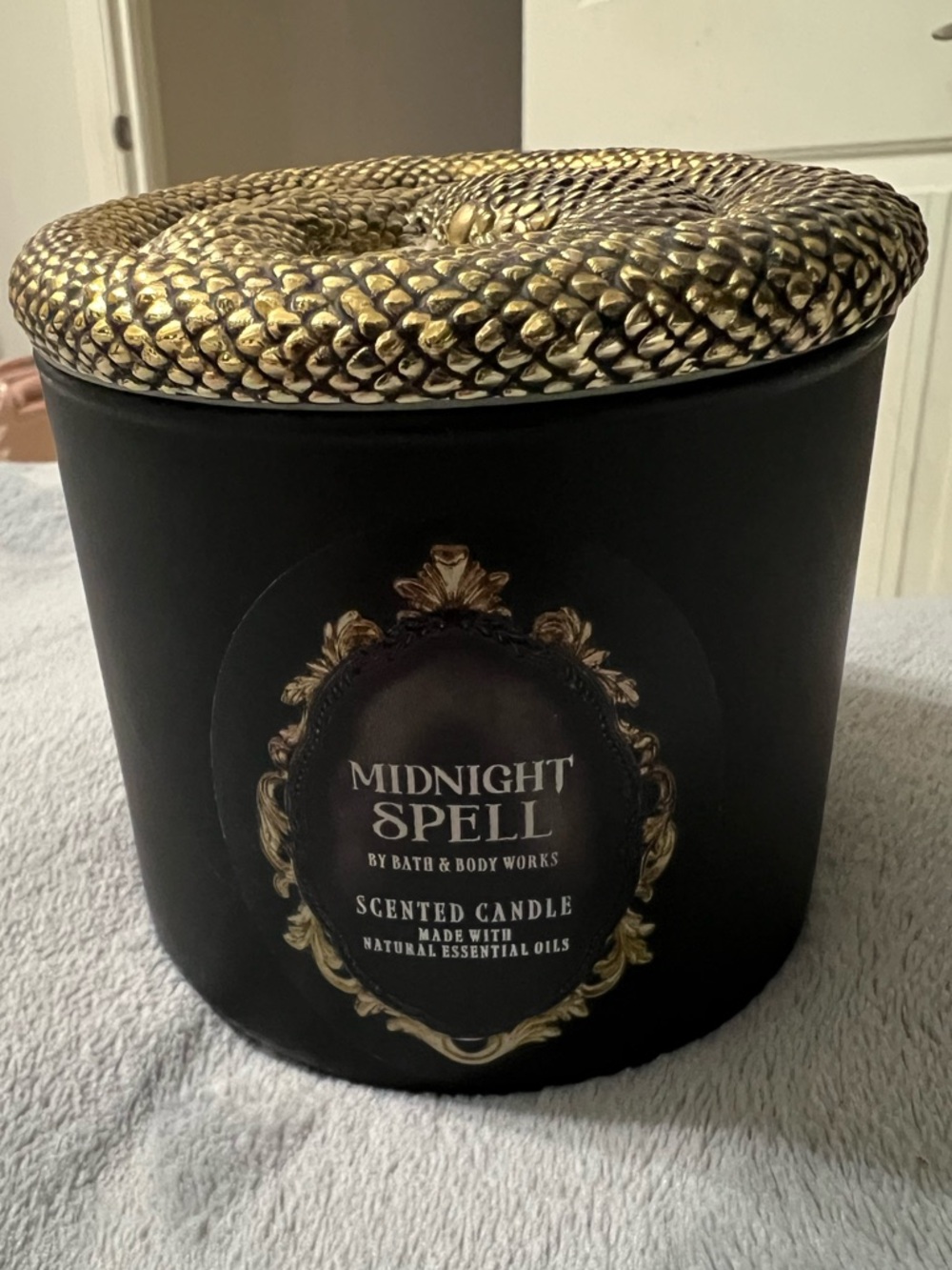 Bath & Body Works Black & Gold Midnight Spell Decorative Candle